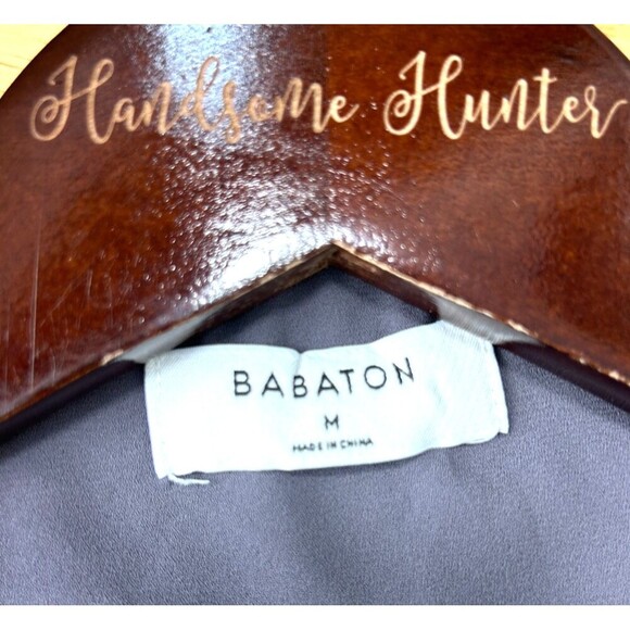 Aritzia Babaton Murphy Blouse Women Sleeveless Tank VNeck Dusty Gray Sz M 1131U1 - Picture 8 of 10